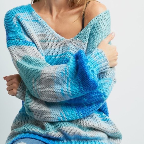 Sweaters - Ocean Breeze Sweater